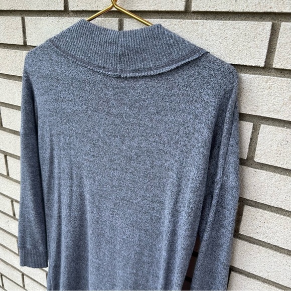 Soft Surroundings Gray Blue Heather V-Neck Sweater Sweatshirt - Picture 9 of 9